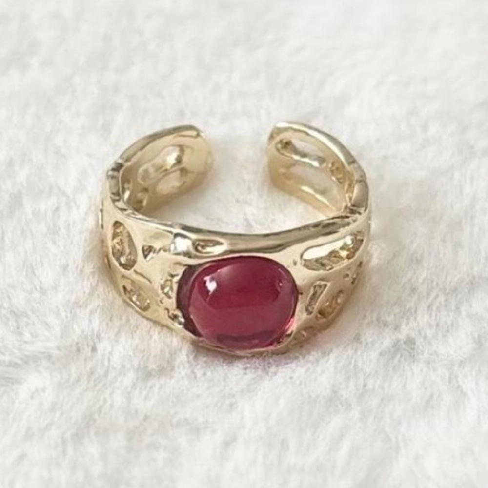 5/$15 🩷 MUST BUNDLE Gold Open Band Ring with Deep Red Cabochon - Picture 2 of 6